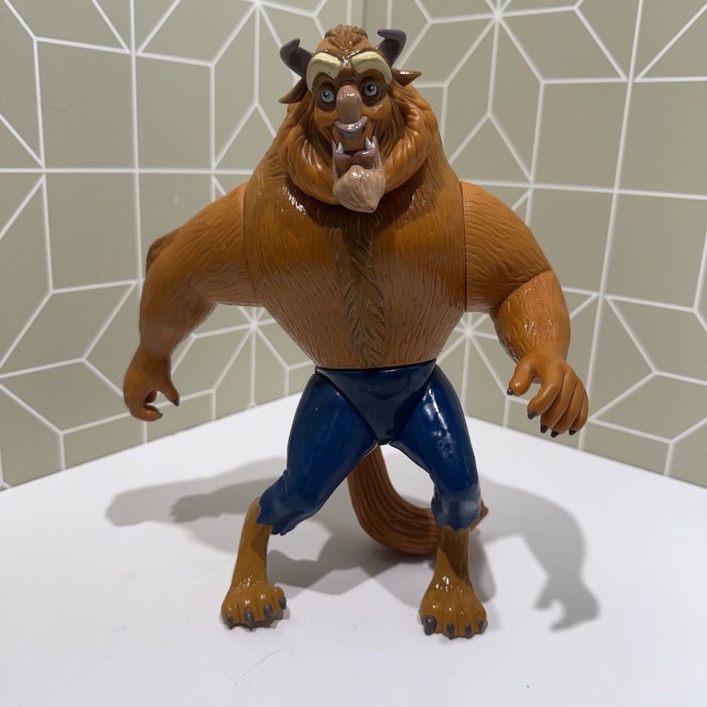Vintage Beauty and the Beast Disney 90s Beast 9"Plastic Action Figure.‎